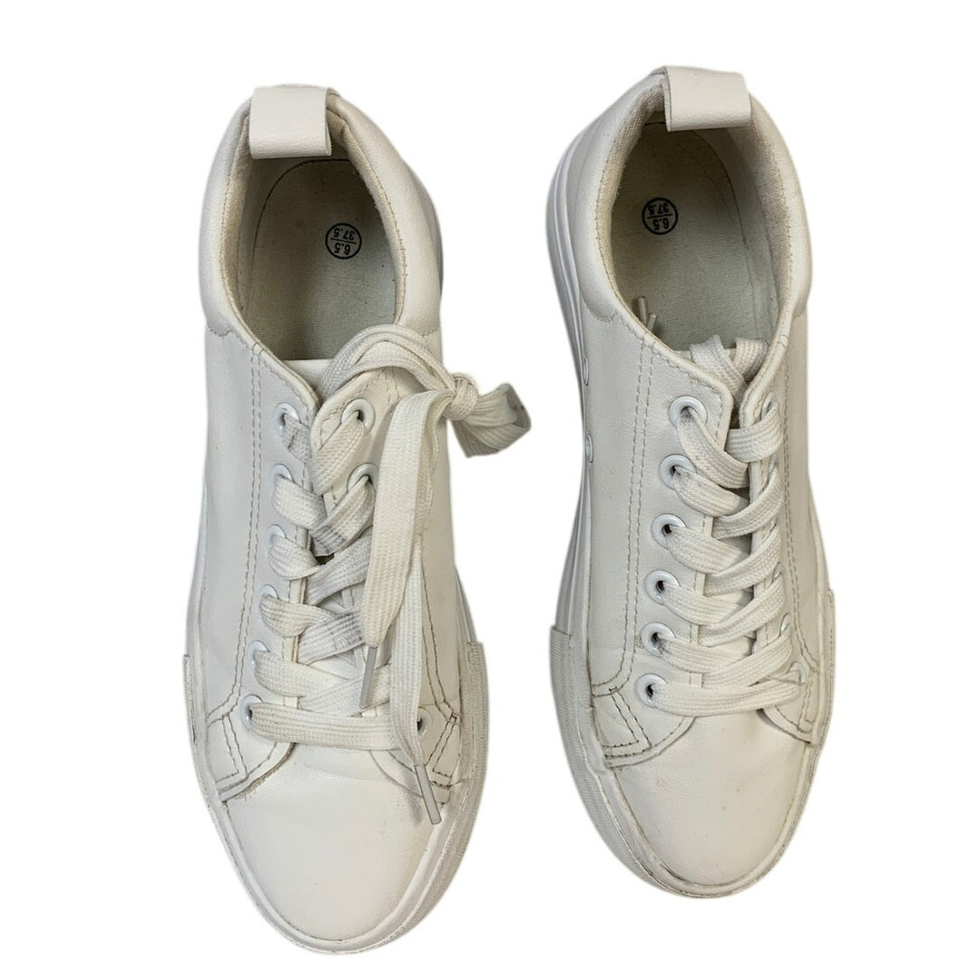 Sernial Womens Size 6.5 White Faux Leather Lace Up Tennis Basic Sneaker Shoes