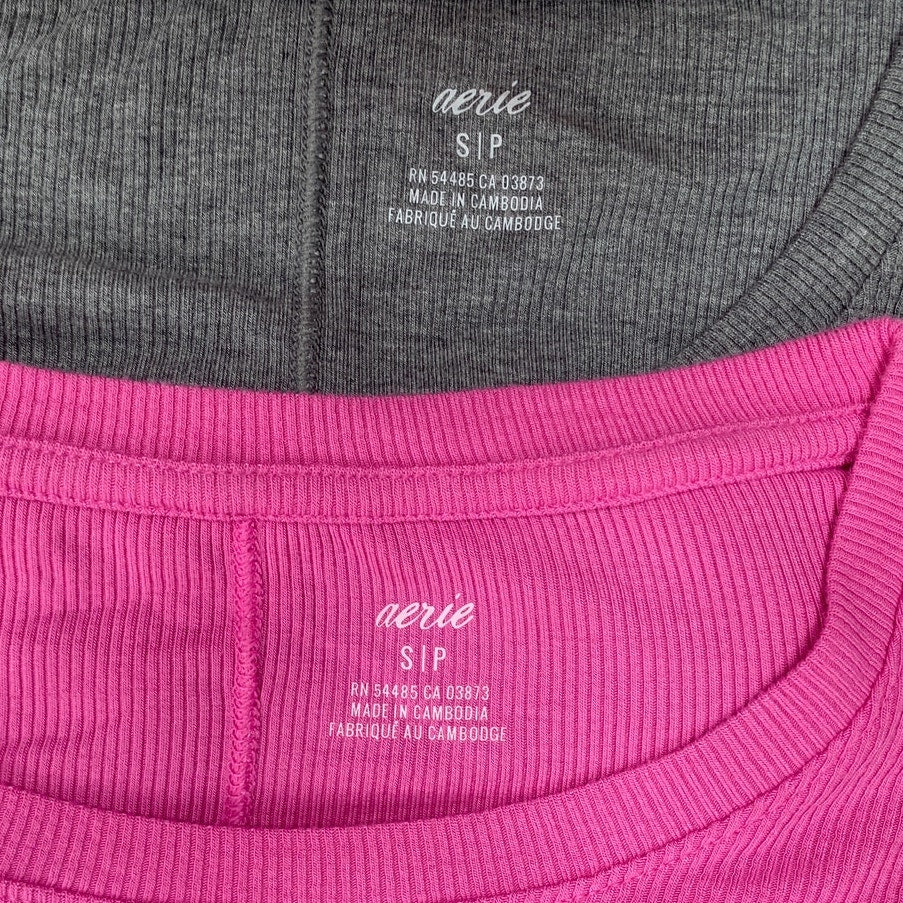 2 New Aerie Womens Small Short Sleeve Crew Neck Ribbed Tee Shirt Tops
