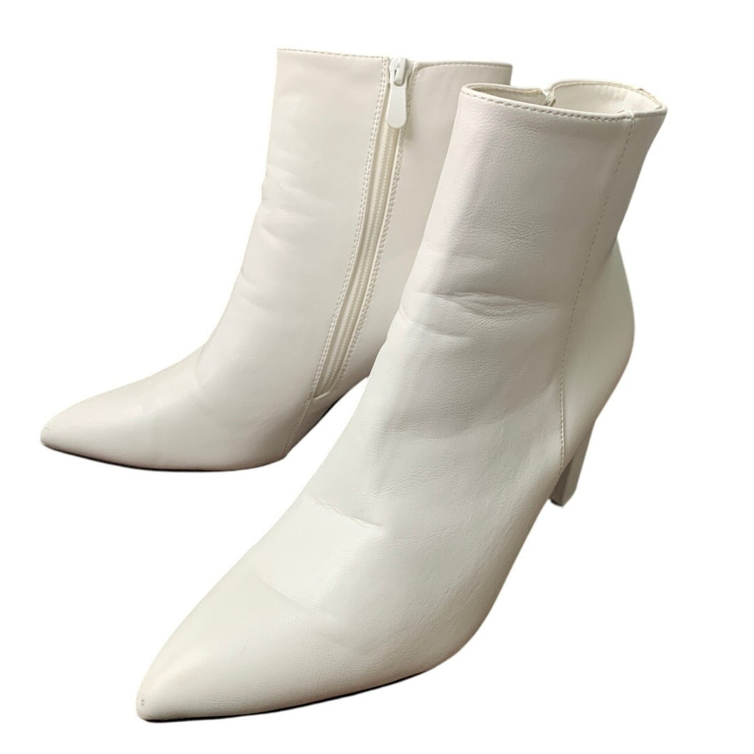 Dream Pairs Womens Size 9.5 White Faux Leather3.5" Chunky Heel Ankle Boot Shoes