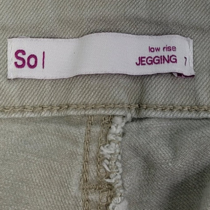 SO Juniors Size 7 Cotton Blend Low Rise Denim Jeggings w Pockets Belt Loops