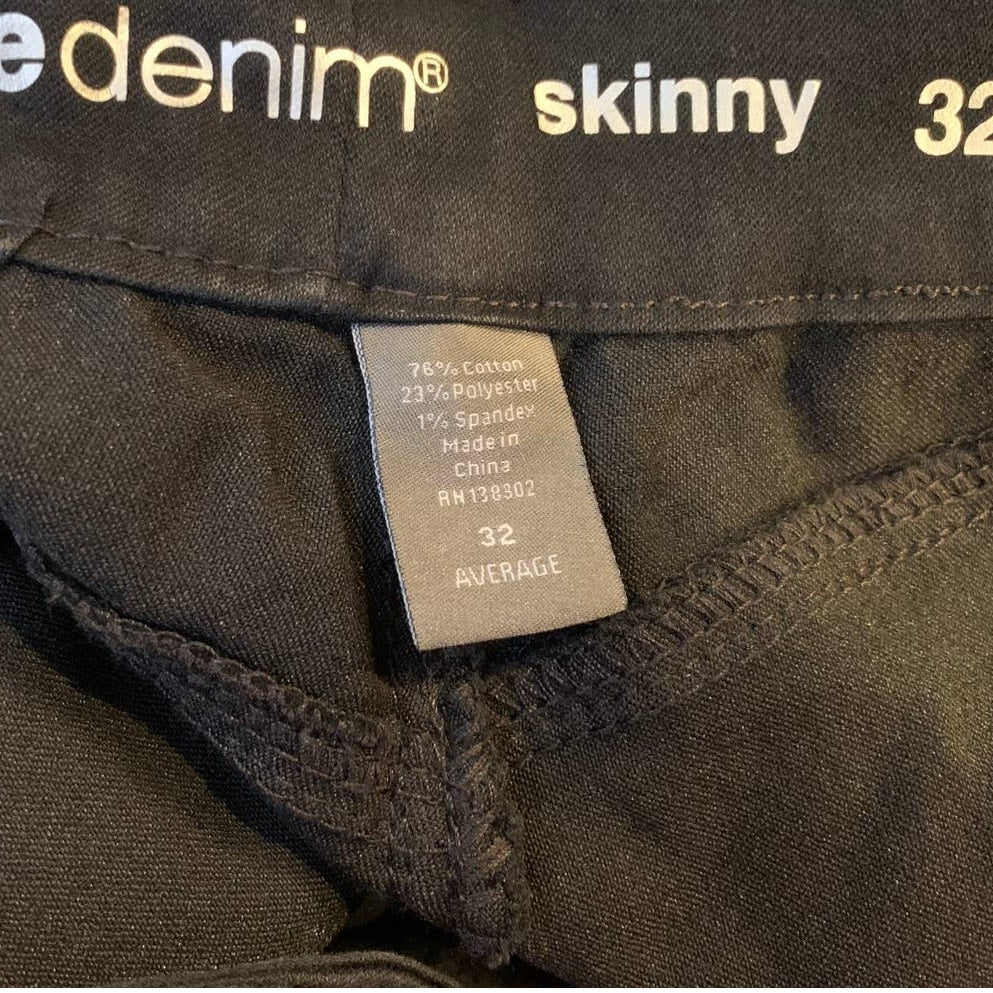 New Avenue Plus Size 32 Average Black Butter Denim Cotton Blend Skinny Jeans