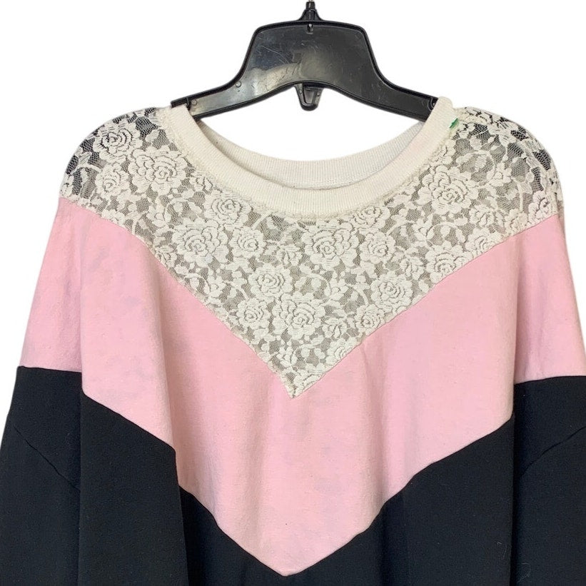 Torrid Super Soft Womens Size 1 (14-16) Lace Fleece Long Sleeve Sweatshirt
