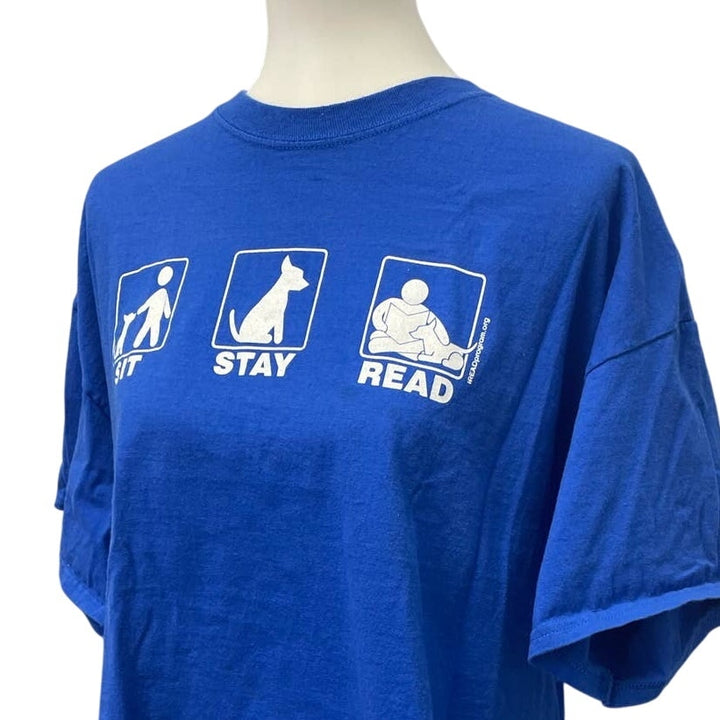 Sit Stay Read Womens XL Reading With Dog Short Sleeve 100% Cotton Crew Neck Tee