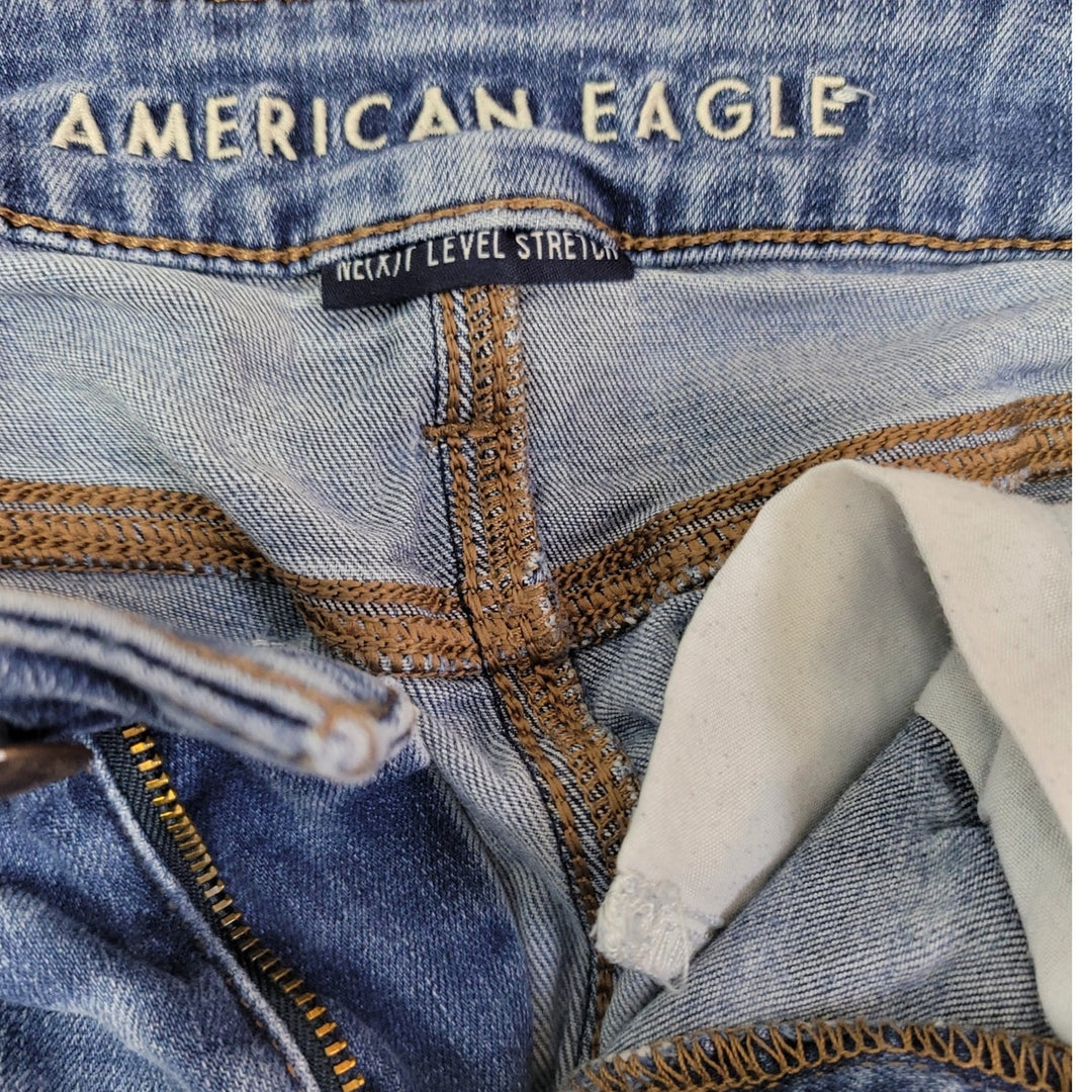 American Eagle Womens 0 Short Factory Whiskered, Faded &amp; Distressed Denim Jeans