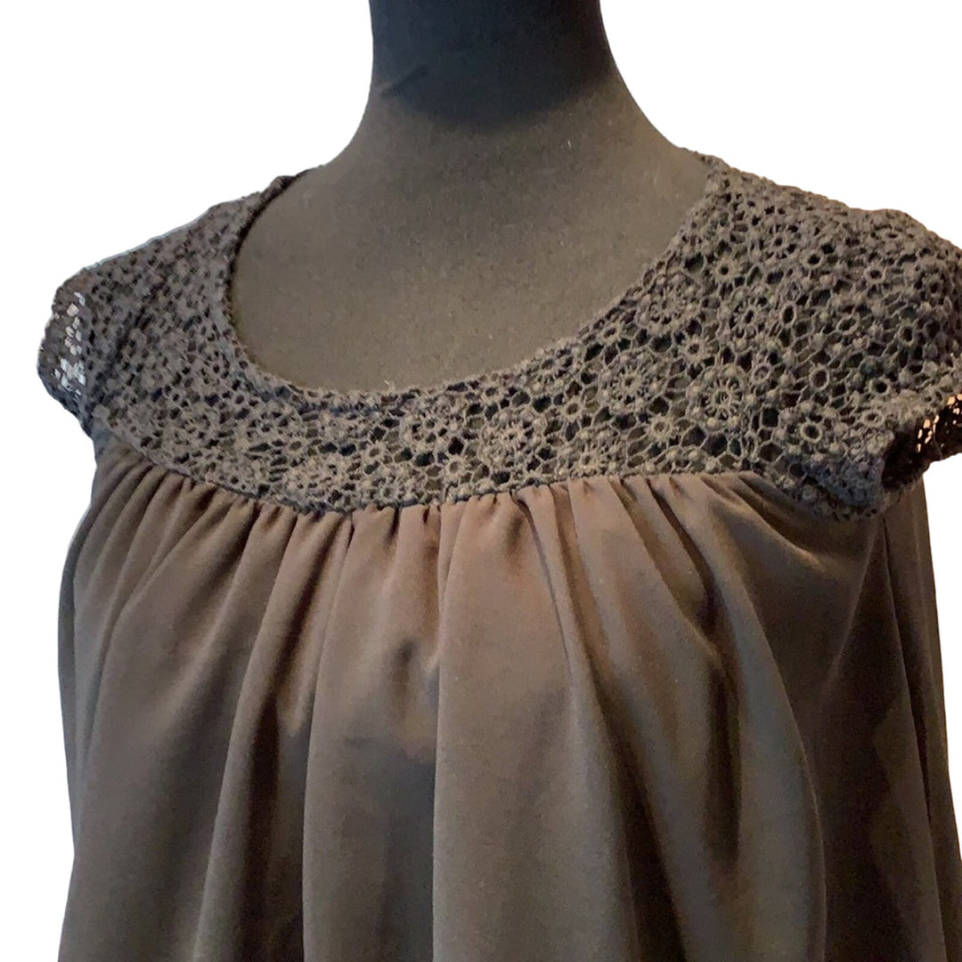 Kiddo by Katie Small Black Flowy Eyelet Lace Embroidered Top Blouse