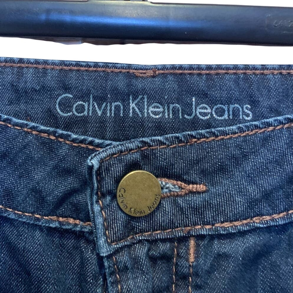 Clavin Klein Size 6 Cutoff Sewn Cuff Dark Wash 100% Cotton Short Jean Shorts