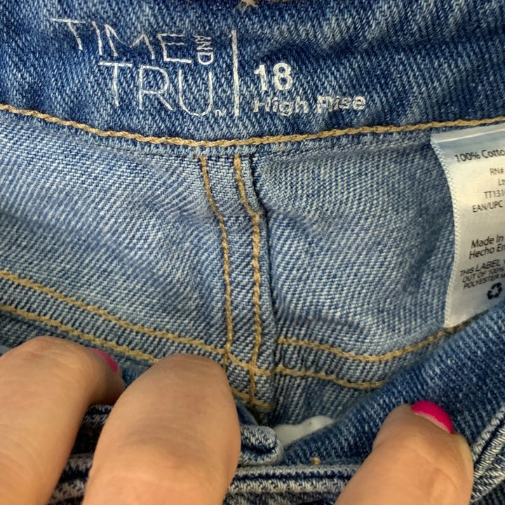 Lot of 2 Time and Tru Womens Size 18 20 Blue Distressed Denim Cutoff Jean Shorts