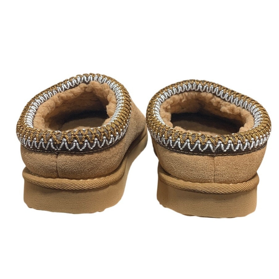Womens Size 8 Brown Faux Suede Slippers Closed Round Toe Fuzzy Slide On Shoes