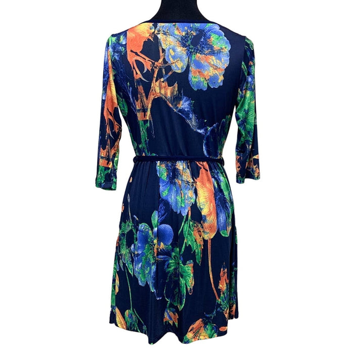 Gilli Large Tropical Floral Swoop Neck 3/4 Sleeve Midi Stretchy Body Con Dress