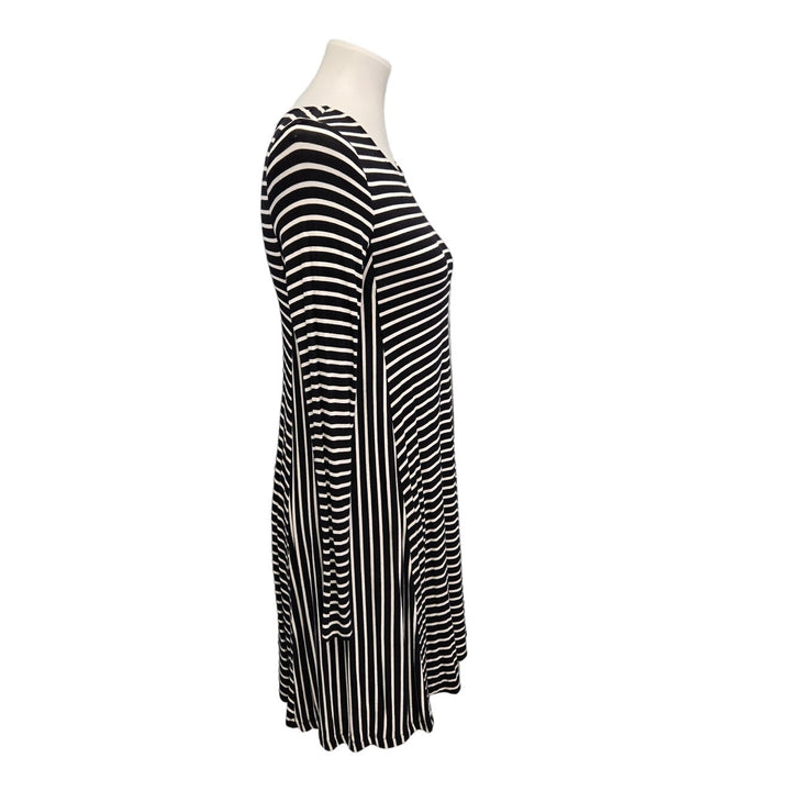 Old Navy Womens XS Long Sleeve Stretchy Rayon Spandex Striped Fit Flare Dress
