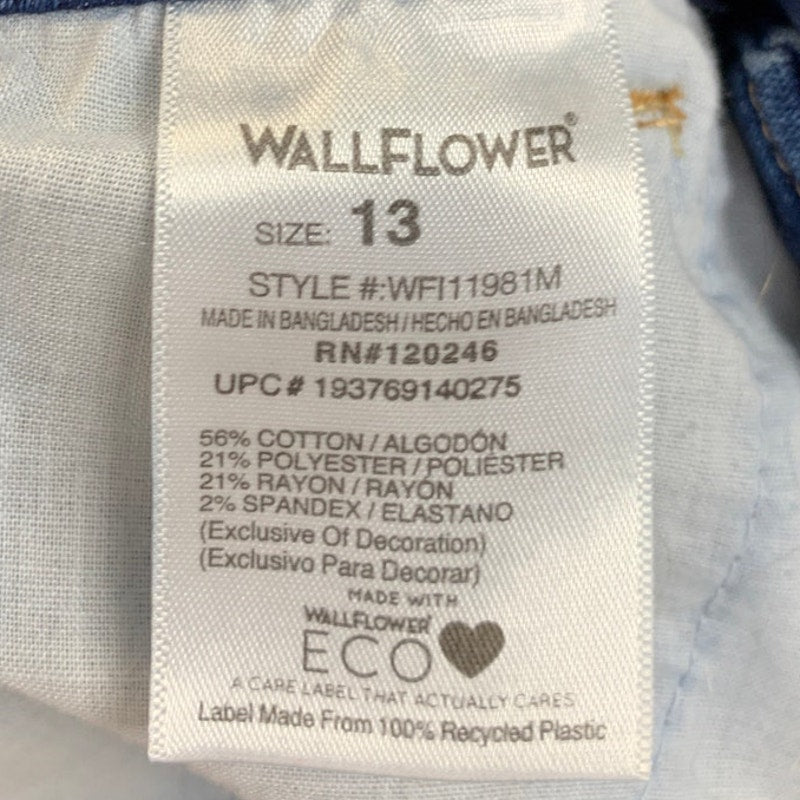 Wallflower Juniors Size 13 The Ultra Fit Factory Whiskered Denim Blue Jeans