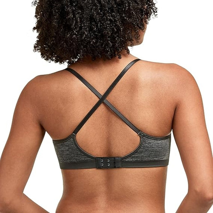 Hanes Womens Medium Wireless Full Coverage Convertible Smoothing T Shirt Bra