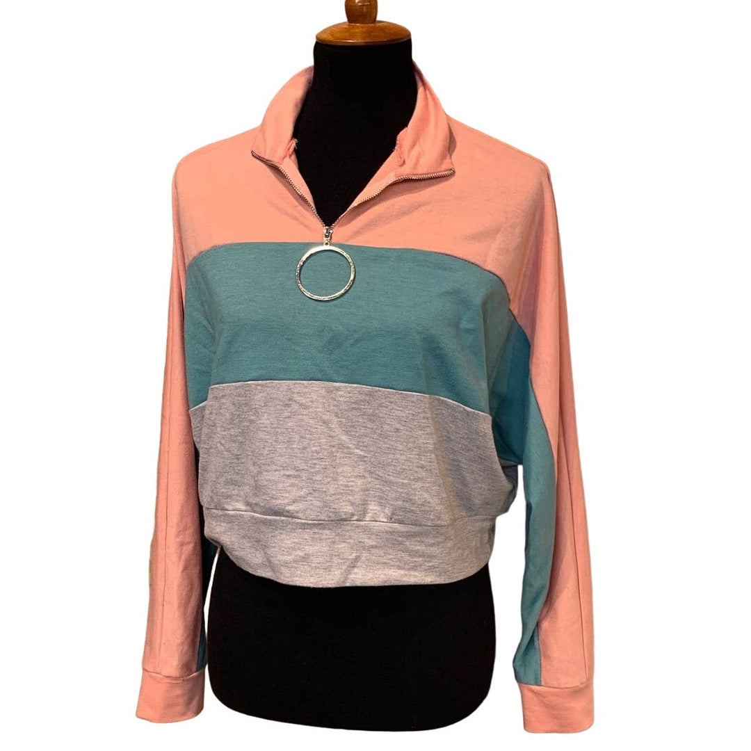 Ivoire Medium Batwing Striped Cropped Pullover Long Sleeve Polyblend Sweater