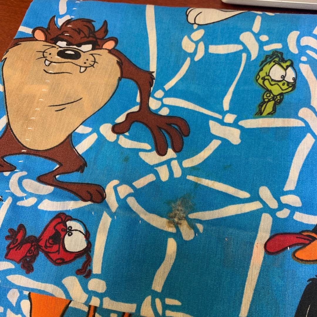 Vintage 1996 Warner Bros Taz Sylvester Tweety Daffy Bugs Bunny Curtain Valance