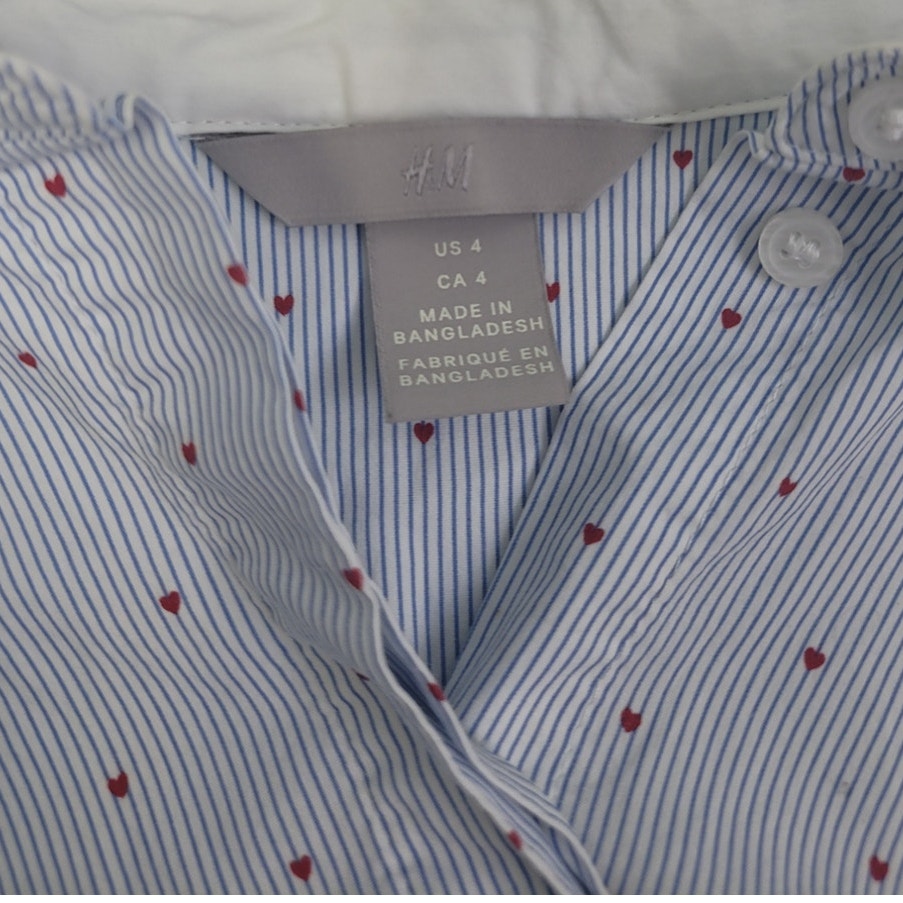 H&amp;M Womens Size 4 Stretch Cotton Pin Stripe Heart Long Sleeve Button Up Shirt