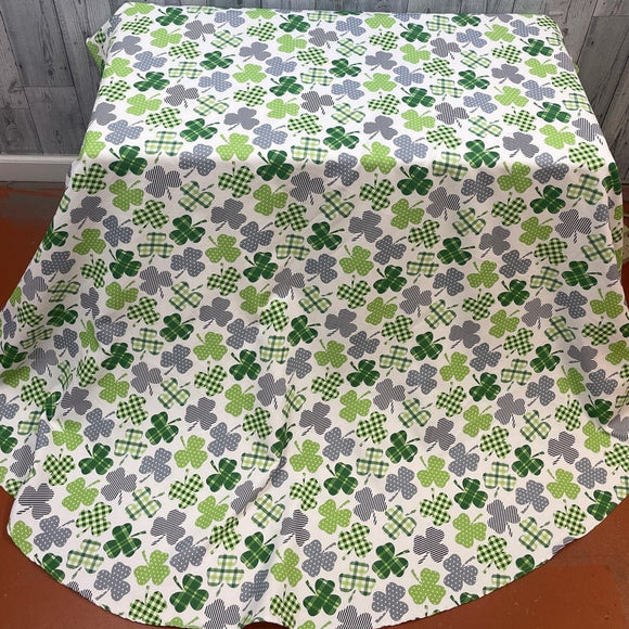 St Patrick's Day Shamrock Plaid Polka Dot Stripe Oval Polyester Table Cloth