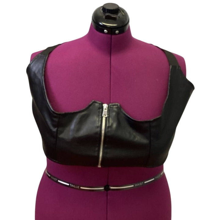 Shein Curve 4XL Black Faux Leather Zipper Front Adjustable Strap Harness Top