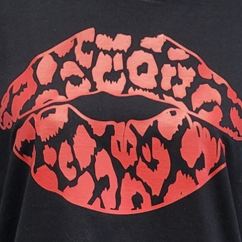 Hand Printed Upcycled Womens Medium Leopard Spot Lips Kiss Tee Shirt