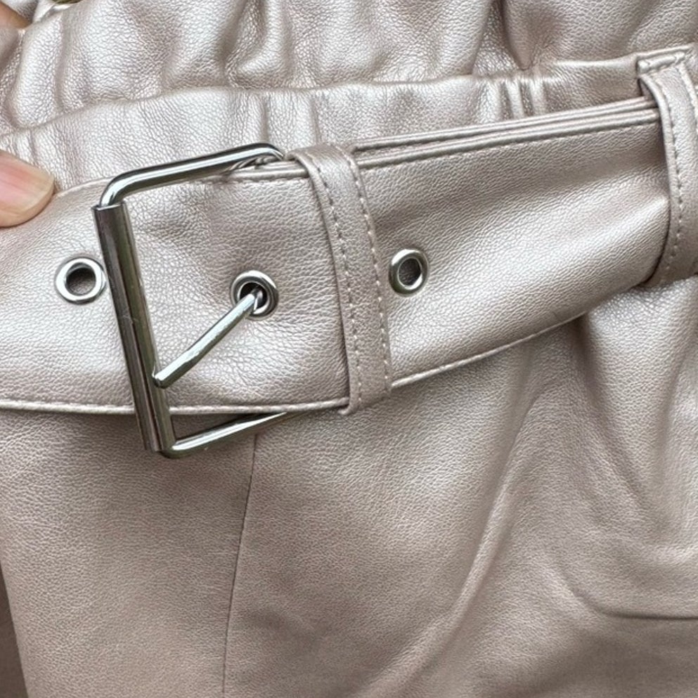 NWT New Marc New York Womens Large Rough Edge Silver Metallic Mini Skirt w Belt