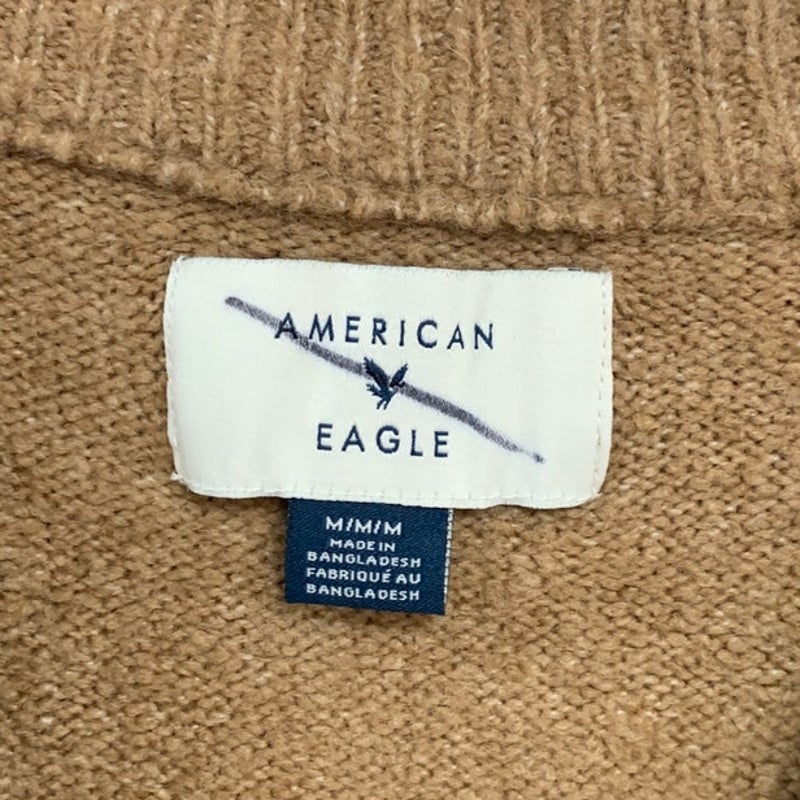 New American Eagle Womens Medium Camel Brown Long Sleeve Crew Neck Knit Sweater