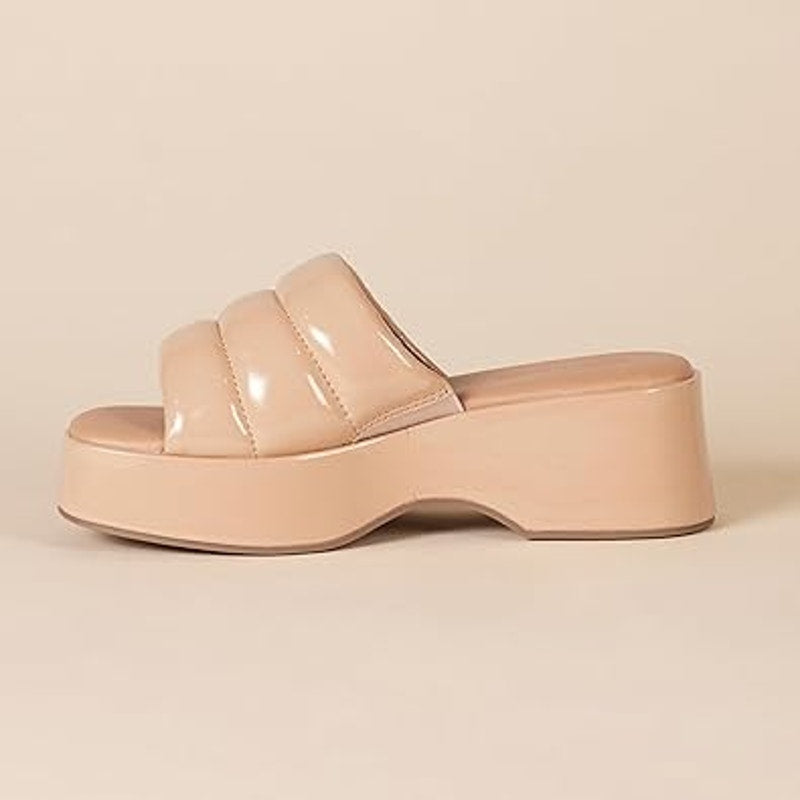 New Amazon EssentialsWomens Size 9 Tan Faux Leather Platform Slide On Sandals