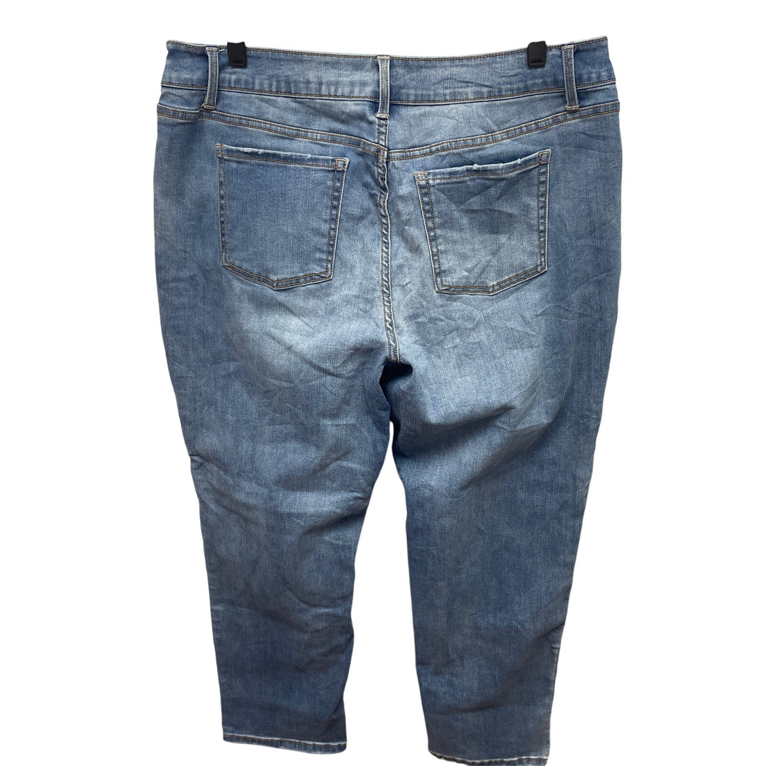 Time &amp; Tru Women Size 16 Stretch Cotton Factory Faded Whiskered Denim Blue Jeans