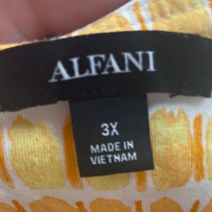 Lot of 2 Alfani Womens Plus Size 3X Rayon Spandex Blend Short Sleeve Tee Shirts