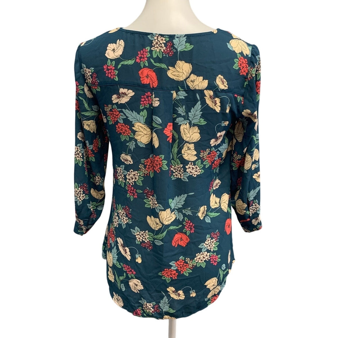 Maurices XS Lightweight Floral Cross Front Polyester Long Sleeve Blouse Top