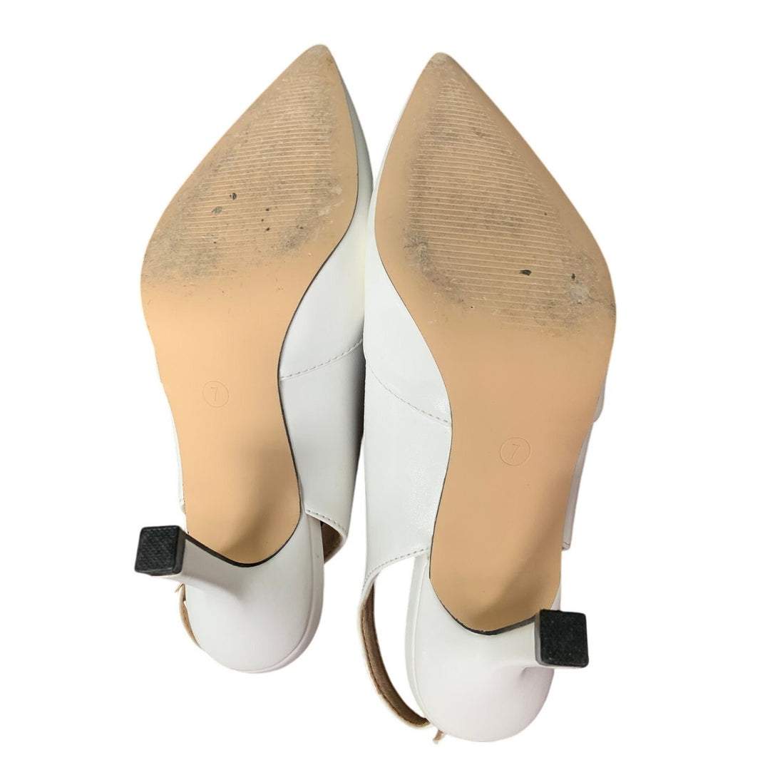 Rilista Womens Size 7 White Faux Leather Pointy Toe Slingback 3.5" Heels Shoes