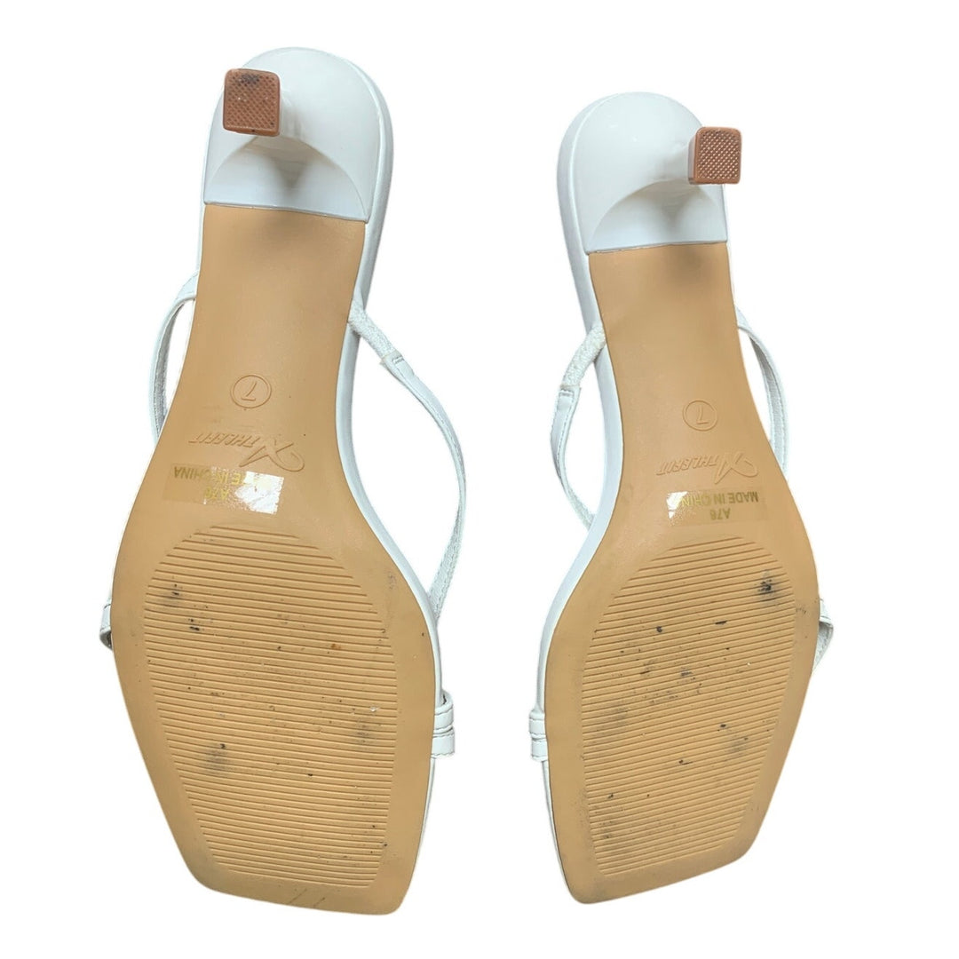Athlefit Womens Size 7 White Strappy Kitten Open Toe Low 2" Heels Sandals Shoes