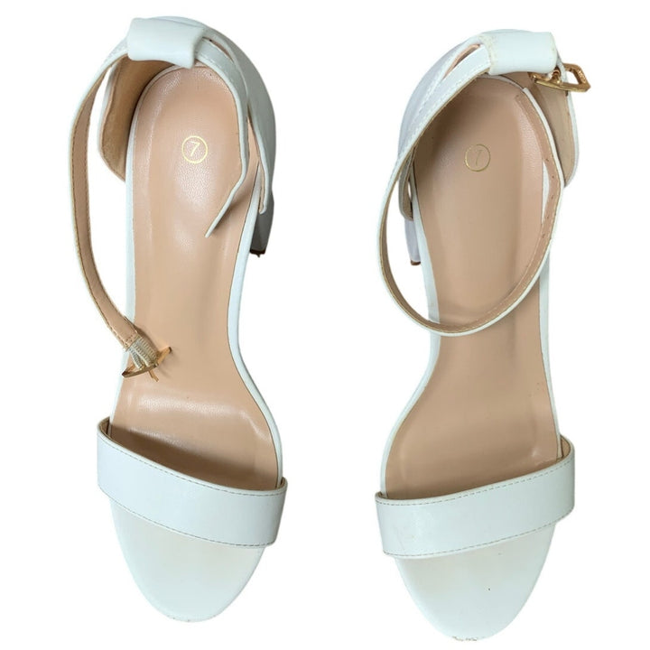 Coasis Womens Size 7 White 3.5" Block Heel Open Toe Ankle Strap Sandal Shoes
