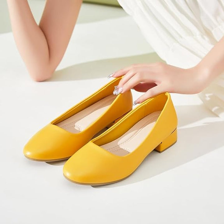 Hash Bubbie Womens Size 5 Yellow 1.5" Block Heel Closed Toe Slip On Shoes