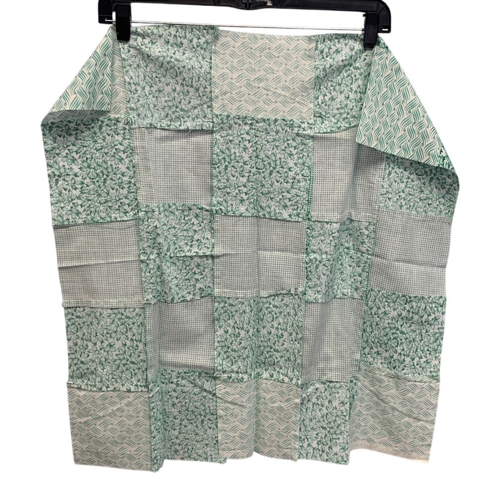 Hand-Sewn Green Gingham &amp; Ivy Cotton Quilt Square, 26 × 26 Inches