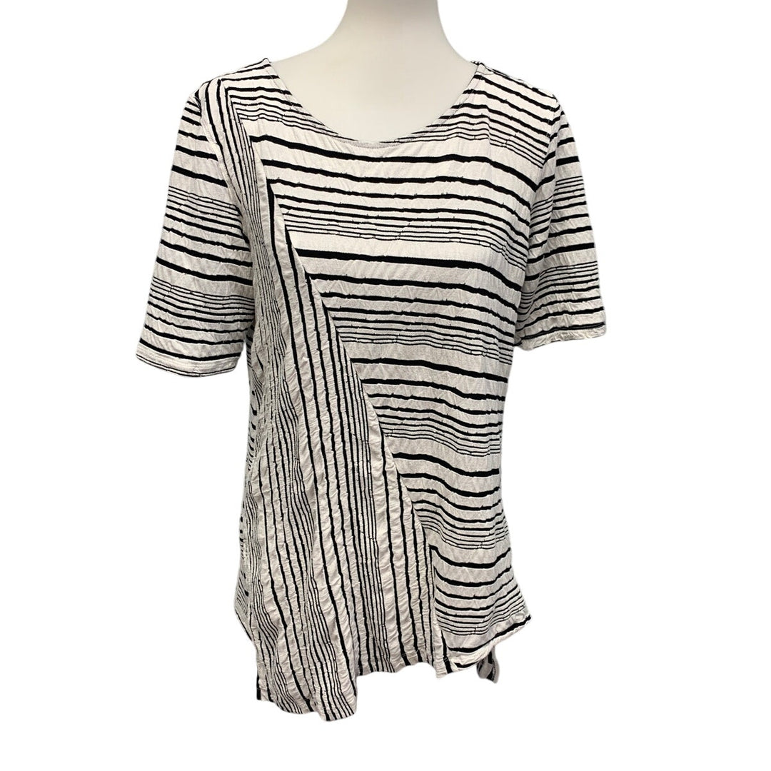 Ali Miles Womens Large Diagonal Stripe Black White Short Sleeve Flowy Top Blouse