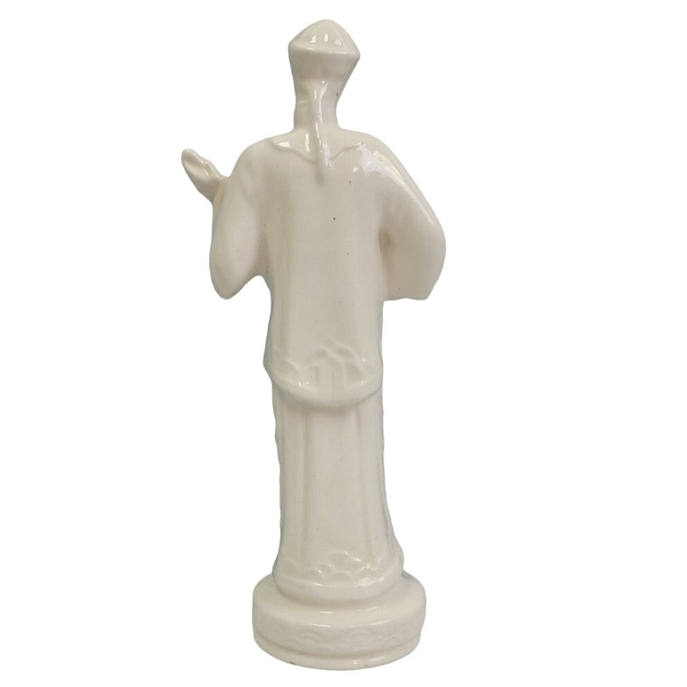 Vintage White Ceramic Oriental Chinese Asian Man Holding A Mandolin Figurine
