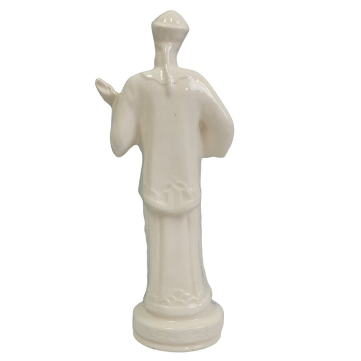 Vintage White Ceramic Oriental Chinese Asian Man Holding A Mandolin Figurine
