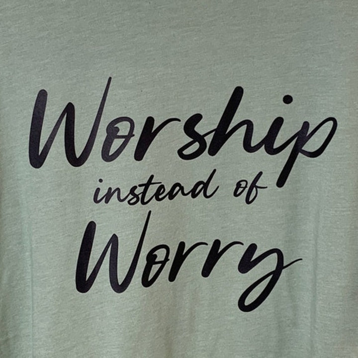 New Hand Printed Mens 2XL Worship Instead Of Worry Green Short Sleeve Tee Shirt