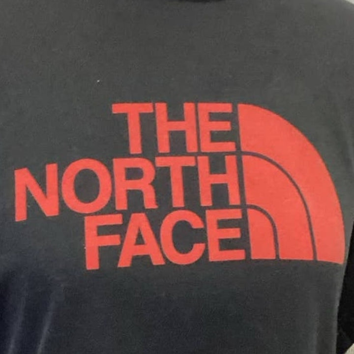 The North Face Womens Medium Short Sleeve Cotton Blend Logo Crew Neck Tee Shirt