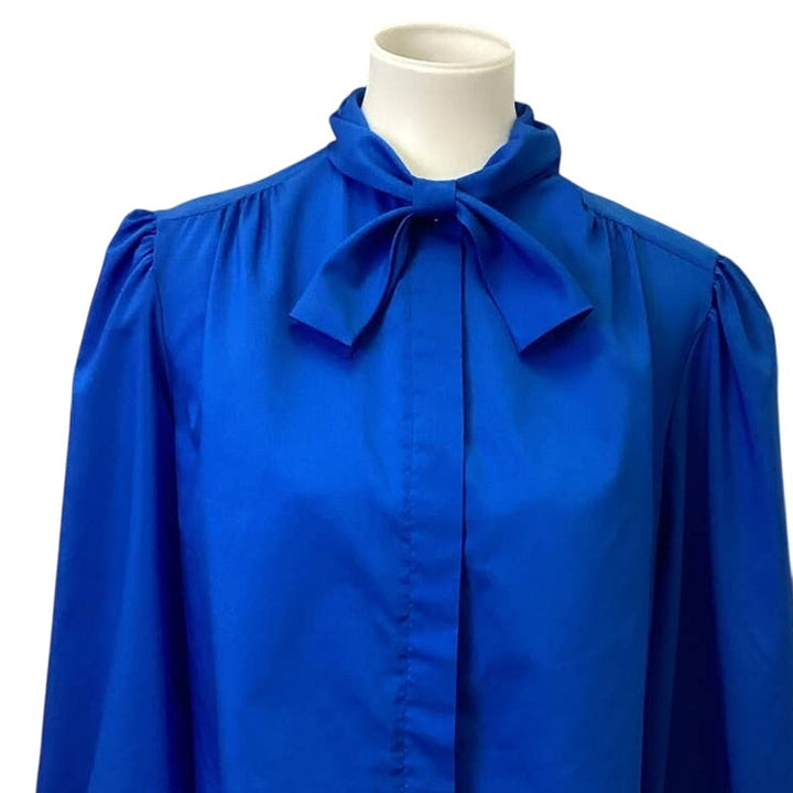 Vintage 1990s Judy Bond Size 14 100% Polyester Front Tie Button Up Career Top