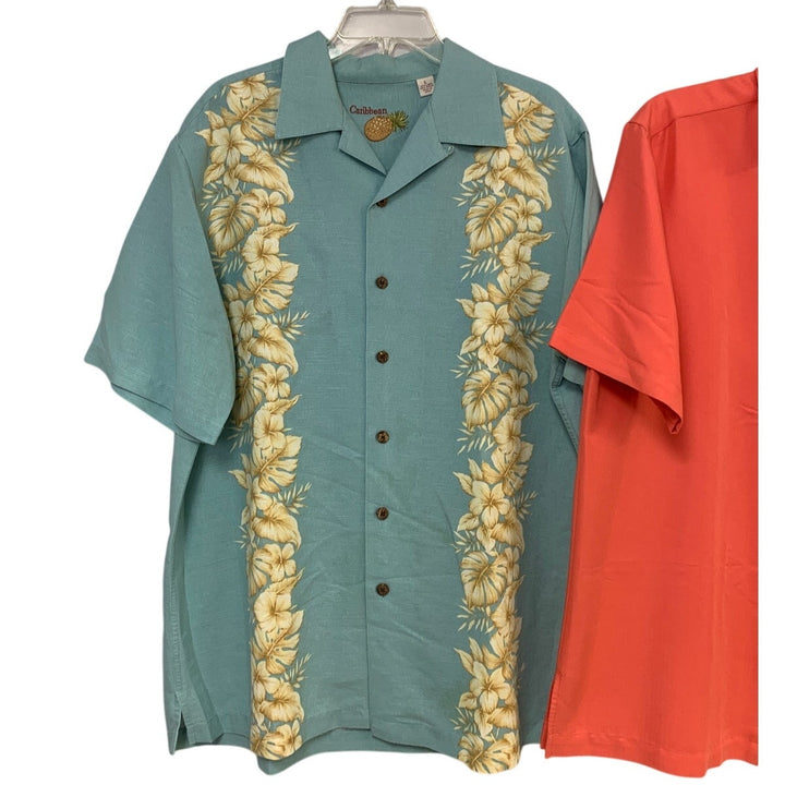 Lot of 2 Caribbean Weekender Mens Large Tropical Short Sleeve Button Up Shirts