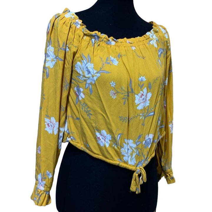 Kendall &amp; Kylie Medium Off Shoulder Cropped Long Sleeve Floral Boho Top Blouse