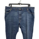 Wrangler Mens 46 X 30 Cotton Blend Relaxed Fit Med Wash Denim Blue Jeans