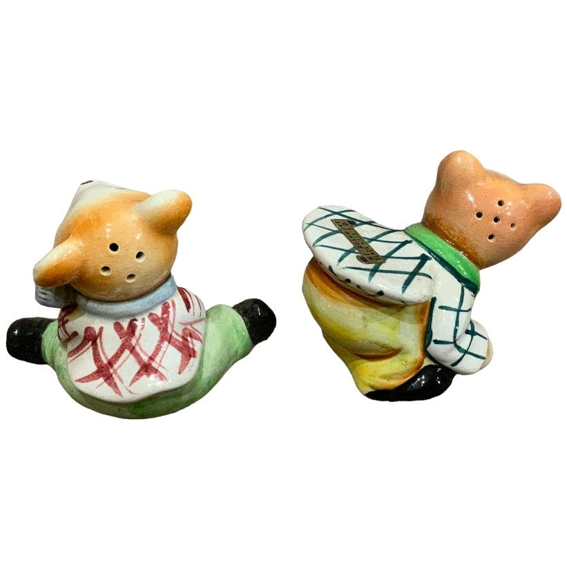 Vintage Mt Rushmore Black Hills SD Porcelain Leapfrog Bears Salt Pepper Shakers