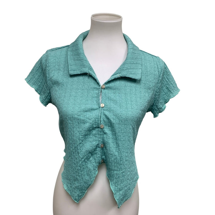 New Wild Fable Juniors Small Front Button Cropped Short Sleeve Collared Shirt