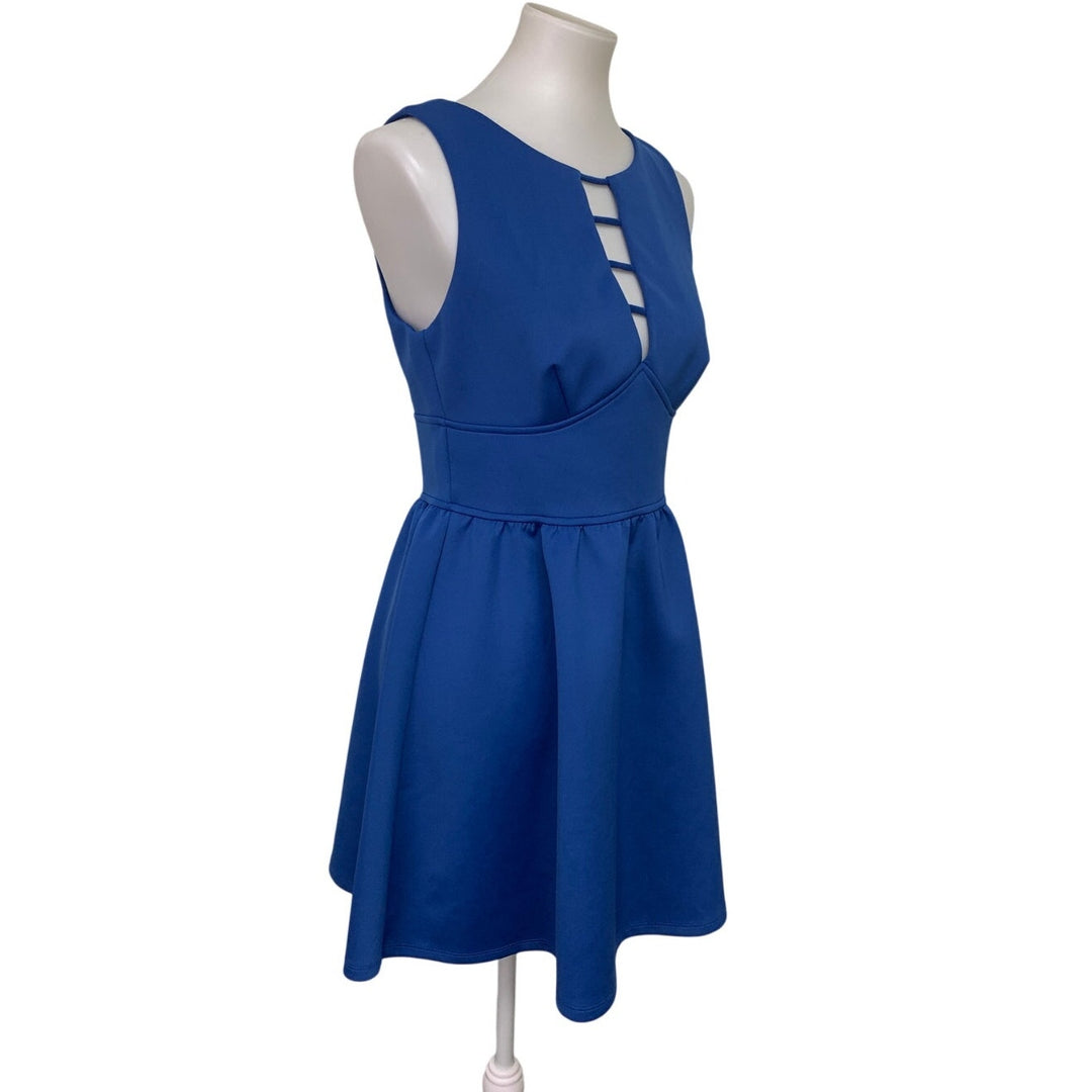 Teeze Me Womens Medium Blue PolySpandex Sleeveless Back Zip Fit n Flare Dress