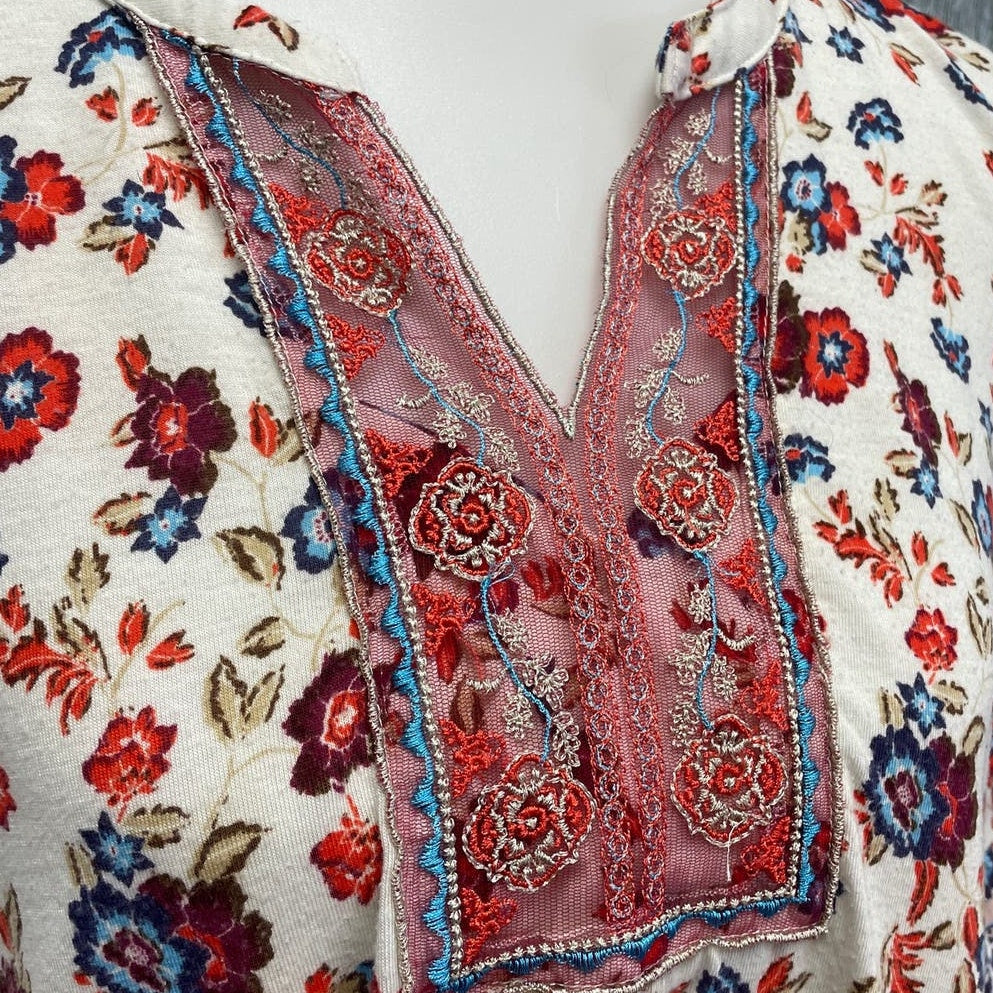 Absolutely Famous Womens Medium Long Sleeve Floral Lace Boho Long Sleeve Top