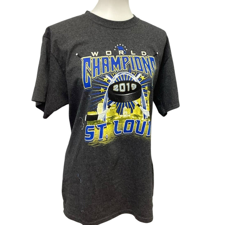2019 St Louis Blues Hockey Stanley Cup World Champions Medium Cotton Blend Tee