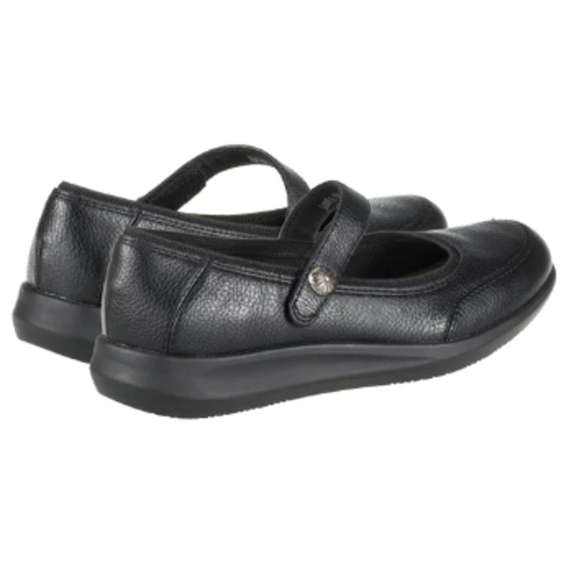 New In Box Baretraps Womens Size 8 Black Jurnee Mary Jane Faux Leather Shoes