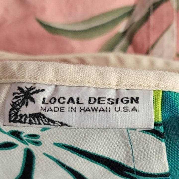 Local Design Made In Hawaii Womens Reversible Floral Craft Apron w Pockets