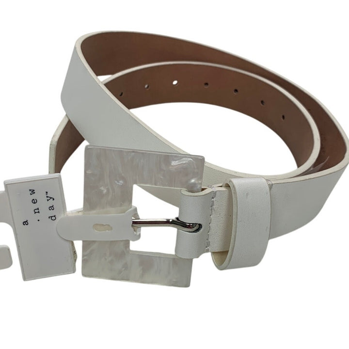 NWT A New Day Womens Small White Bonded Leather Square Buckle Fashion Belt